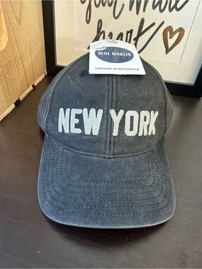 Blue Marlin New York Vintage-Style Black Baseball Cap